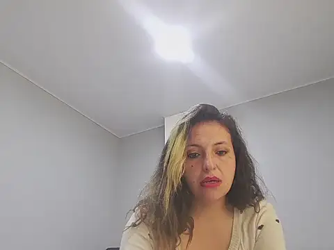 KENDRA-HONEY online show from 04.17.26