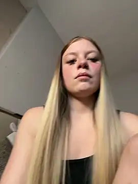 Snapshot of Paige_love chatting on 02.11.26 Paige love online show from 02.11.26