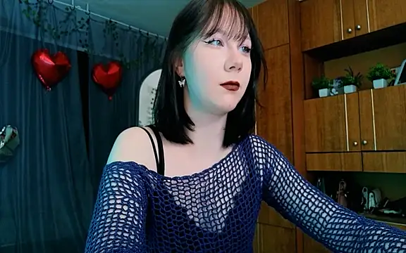 Snapshot of marty_bree chatting on 02.26.26 marty bree online show from 02.26.26