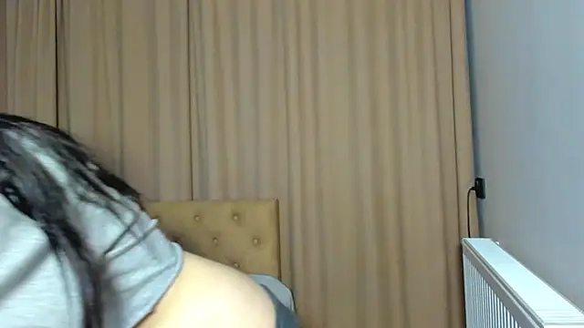 Lesyalisss online show from 05.22.26