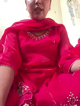 Snapshot of kavyababy00 chatting on 02.20.26 kavyababy00 online show from 02.20.26