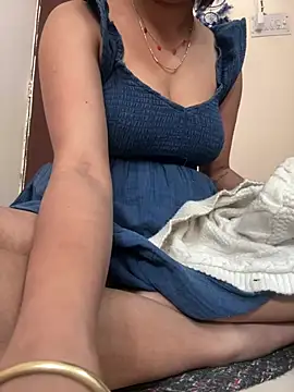 Snapshot of kavyababy00 chatting on 02.27.26 kavyababy00 online show from 02.27.26