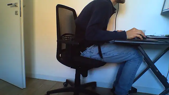 Snapshot of andre_italy chatting on 05.21.26 andre italy online show from 05.21.26
