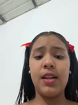 Snapshot of Baby_morena12 chatting on 02.15.26 Baby morena12 online show from 02.15.26