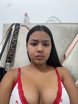 Snapshot of Baby_morena12 chatting on 05.21.26 Baby morena12 online show from 05.21.26