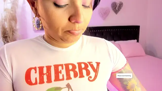 Snapshot of Lilyy_joness chatting on 05.13.26 Lilyy joness online show from 05.13.26