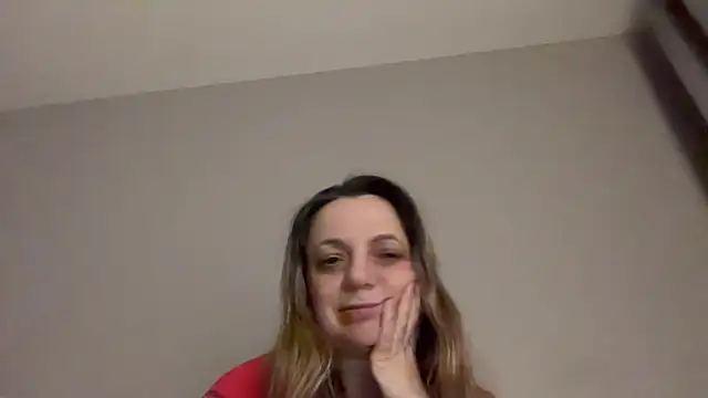 Snapshot of ShyFlameLive chatting on 02.06.26 ShyFlameLive online show from 02.06.26