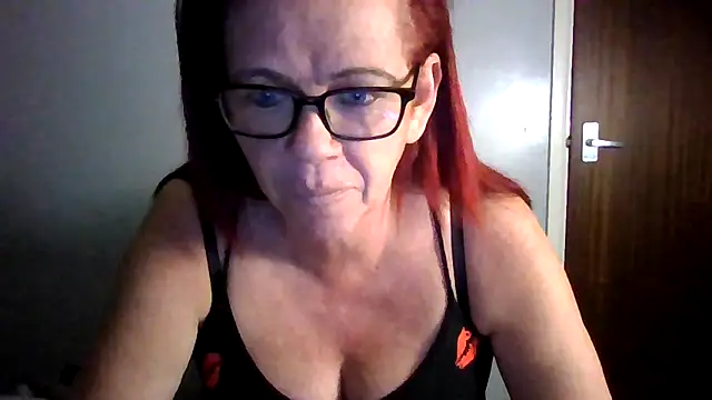Snapshot of Forbidden-Irish-x chatting on 04.21.26 Forbidden-Irish-x online show from 04.21.26