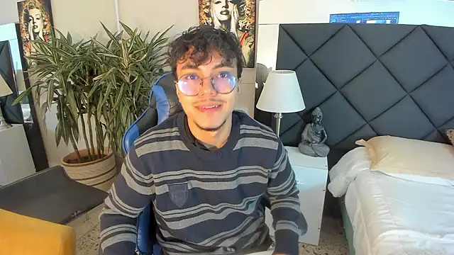 Snapshot of kai_storn chatting on 03.13.26 kai storn online show from 03.13.26