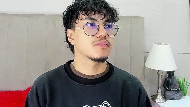 Snapshot of kai_storn chatting on 07.12.26 kai storn online show from 07.12.26