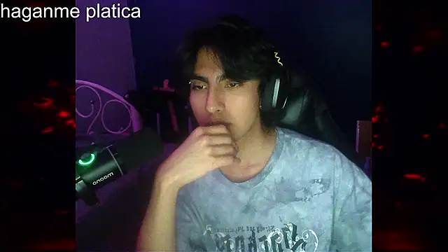 Snapshot of KonanStrip chatting on 02.10.26 KonanStrip online show from 02.10.26