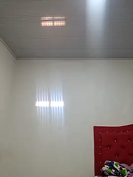 Cris18sexy online show from 04.12.26