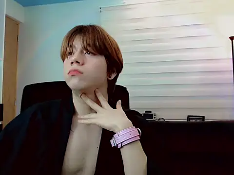 duvisex19 online show from 03.19.26