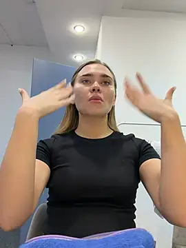 MonicaWestt online show from 04.10.26