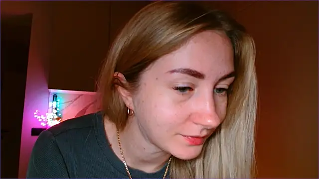 BluueSilk online show from 02.06.26