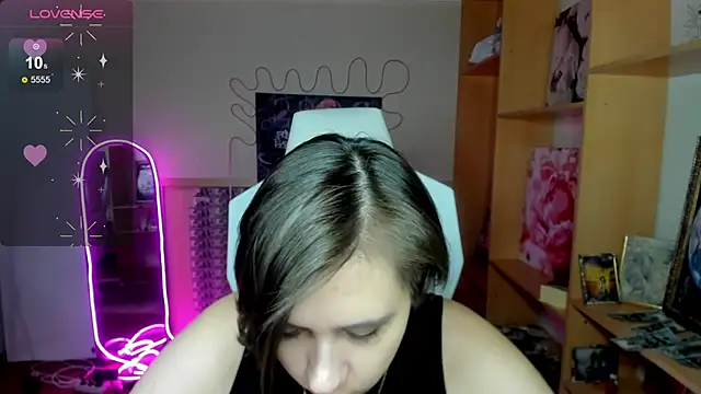 Scarlet Sirenn online show from 02.01.26