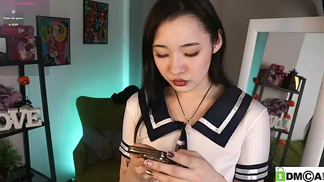 Snapshot of Noiry_Vuvez chatting on 04.26.26 Noiry Vuvez online show from 04.26.26