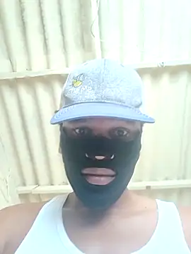 Snapshot of Mkhothiwesibumbu chatting on 04.18.26 Mkhothiwesibumbu online show from 04.18.26