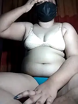 x -hot online show from 04.05.26