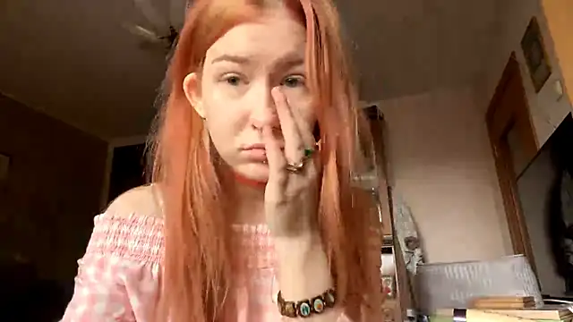 Snapshot of LaureenVielma chatting on 02.14.26 LaureenVielma online show from 02.14.26