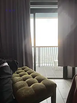 Snapshot of magic_man1085 chatting on 02.25.26 magic man1085 online show from 02.25.26