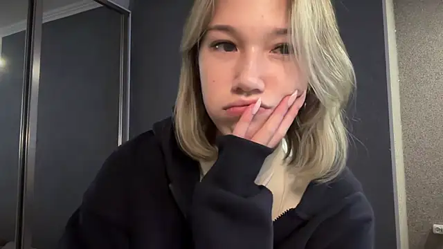 lilXdomiii online show from 04.08.26