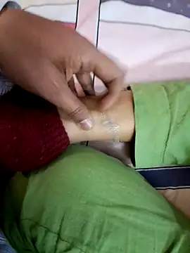 Snapshot of fantastic-couple chatting on 02.08.26 fantastic-couple online show from 02.08.26