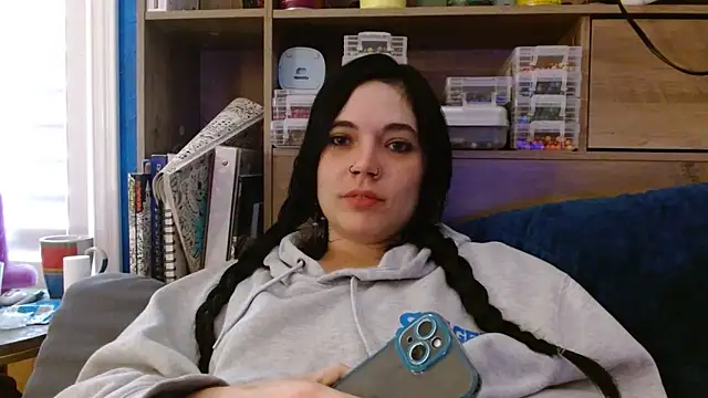 Snapshot of ahungkittykat chatting on 04.01.26 ahungkittykat online show from 04.01.26
