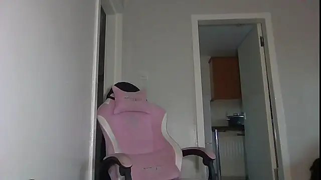 Snapshot of verscub6969 chatting on 04.18.26 verscub6969 online show from 04.18.26