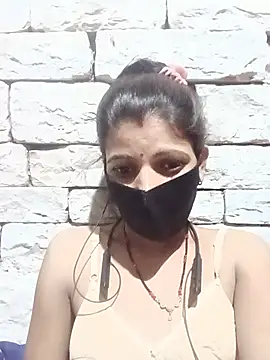 Snapshot of Divya-11431 chatting on 06.26.26 Divya-11431 online show from 06.26.26