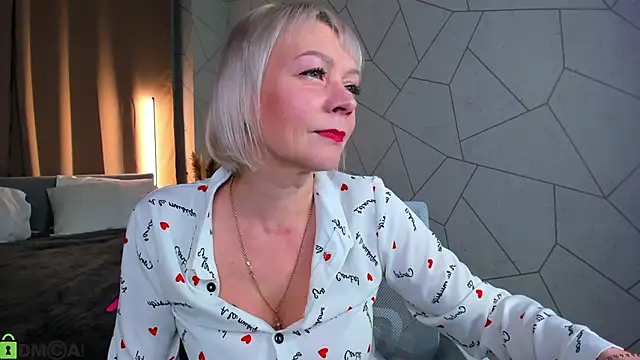 Snapshot of Ann_Annise chatting on 02.19.26 Ann Annise online show from 02.19.26