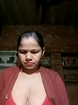 Snapshot of Pooja_sahu chatting on 02.17.26 Pooja sahu online show from 02.17.26