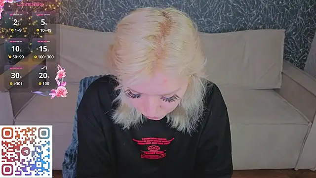 Snapshot of Kate_Krose chatting on 06.11.26 Kate Krose online show from 06.11.26