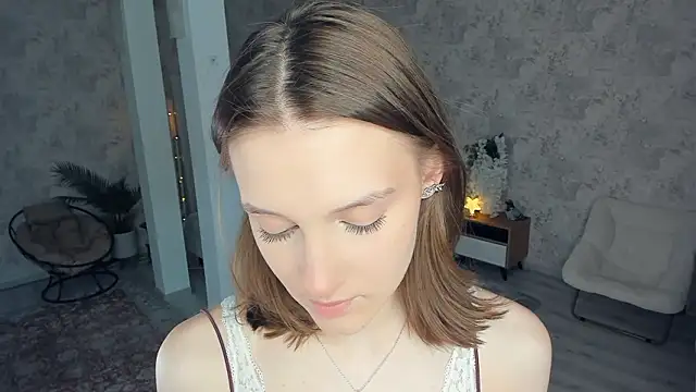 LianneBynon online show from 03.09.26