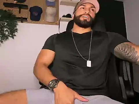 Snapshot of SamDornan51 chatting on 03.01.26 SamDornan51 online show from 03.01.26