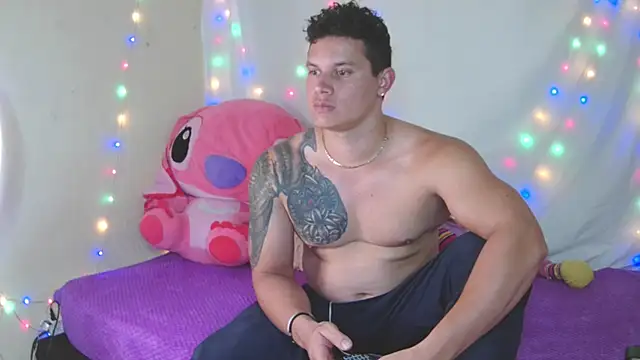 Snapshot of Eternalfuego chatting on 02.10.26 Eternalfuego online show from 02.10.26