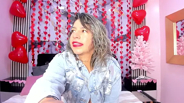 Snapshot of Ambar_Cortes chatting on 02.10.26 Ambar Cortes online show from 02.10.26