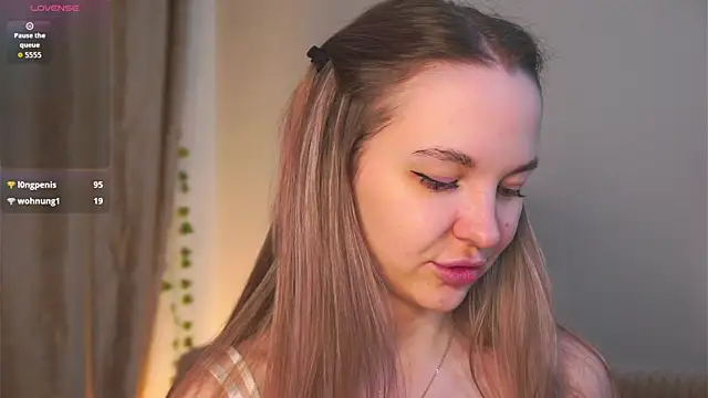 Snapshot of AricaPetties chatting on 03.03.26 AricaPetties online show from 03.03.26