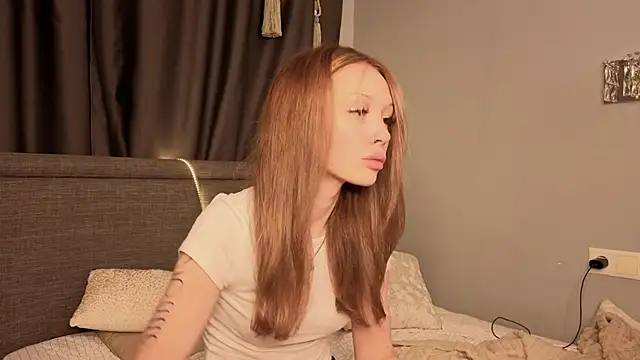 Snapshot of CarmenScott chatting on 02.08.26 CarmenScott online show from 02.08.26