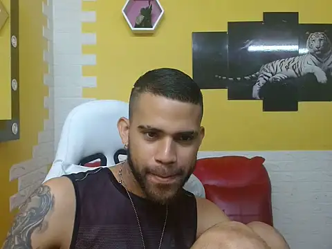 Snapshot of chacorta_ chatting on 04.27.26 chacorta online show from 04.27.26
