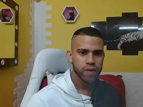 Snapshot of chacorta_ chatting on 05.01.26 chacorta online show from 05.01.26