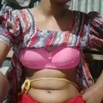 Snapshot of Cute-Tanisa- chatting on 02.01.26 Cute-Tanisa- online show from 02.01.26