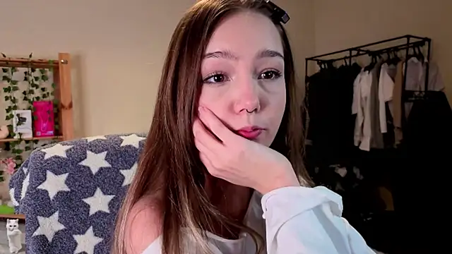 HoneyComfy online show from 04.14.26