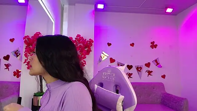 Snapshot of Maddie_T18 chatting on 02.17.26 Maddie T18 online show from 02.17.26