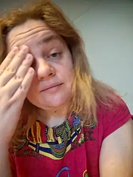 Snapshot of VitniKis chatting on 02.11.26 VitniKis online show from 02.11.26