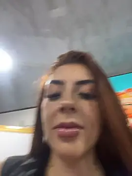 Snapshot of Sweet_bellaa_ chatting on 05.13.26 Sweet bellaa online show from 05.13.26