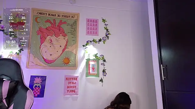 emicute  online show from 02.14.26