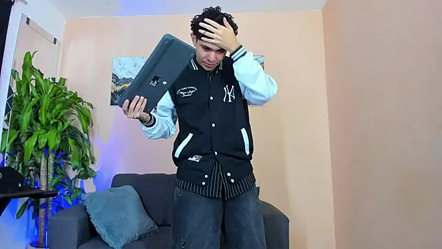 DesiresOfOlympus  online show from 03.26.26