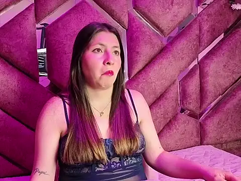 EmberCooper  online show from 04.21.26