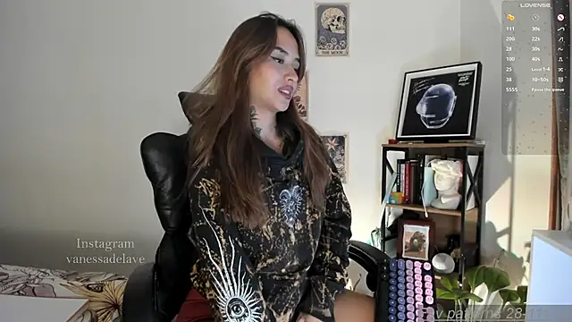 Vanessarte  online show from 07.16.26